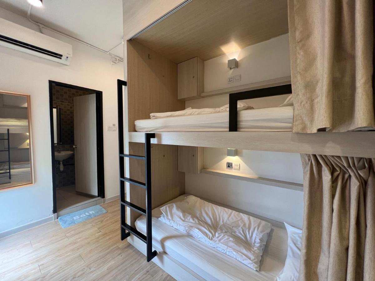 Bulatan Hostel Tanjong Aru Extérieur photo